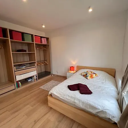 Longdoz Sur Meuse - Pour Famille Appartamento Liegi