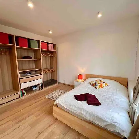 아파트 Longdoz Sur Meuse - Pour Famille