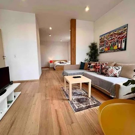 Longdoz Sur Meuse - Pour Famille 아파트 *